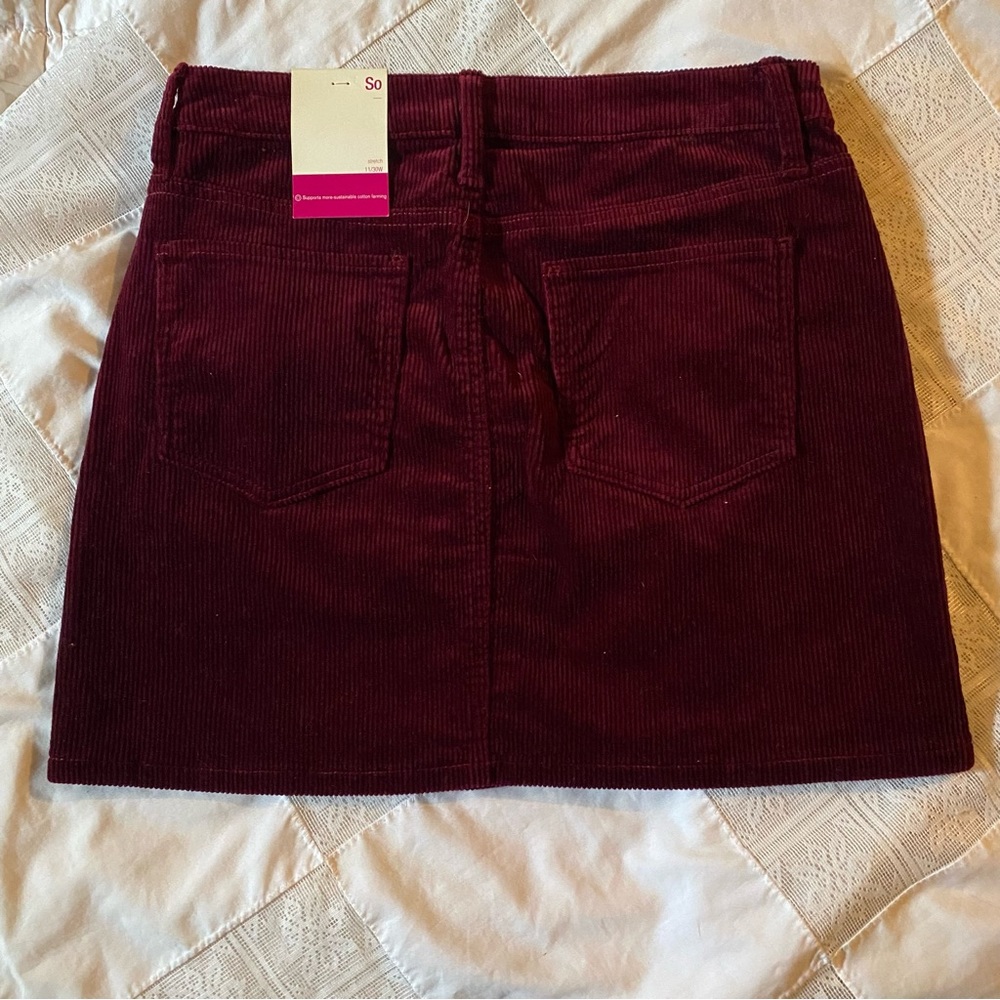 SO Brand Burgundy Corduroy Mini Skirt. Size Junior 11. NWT - Picture 4 of 5